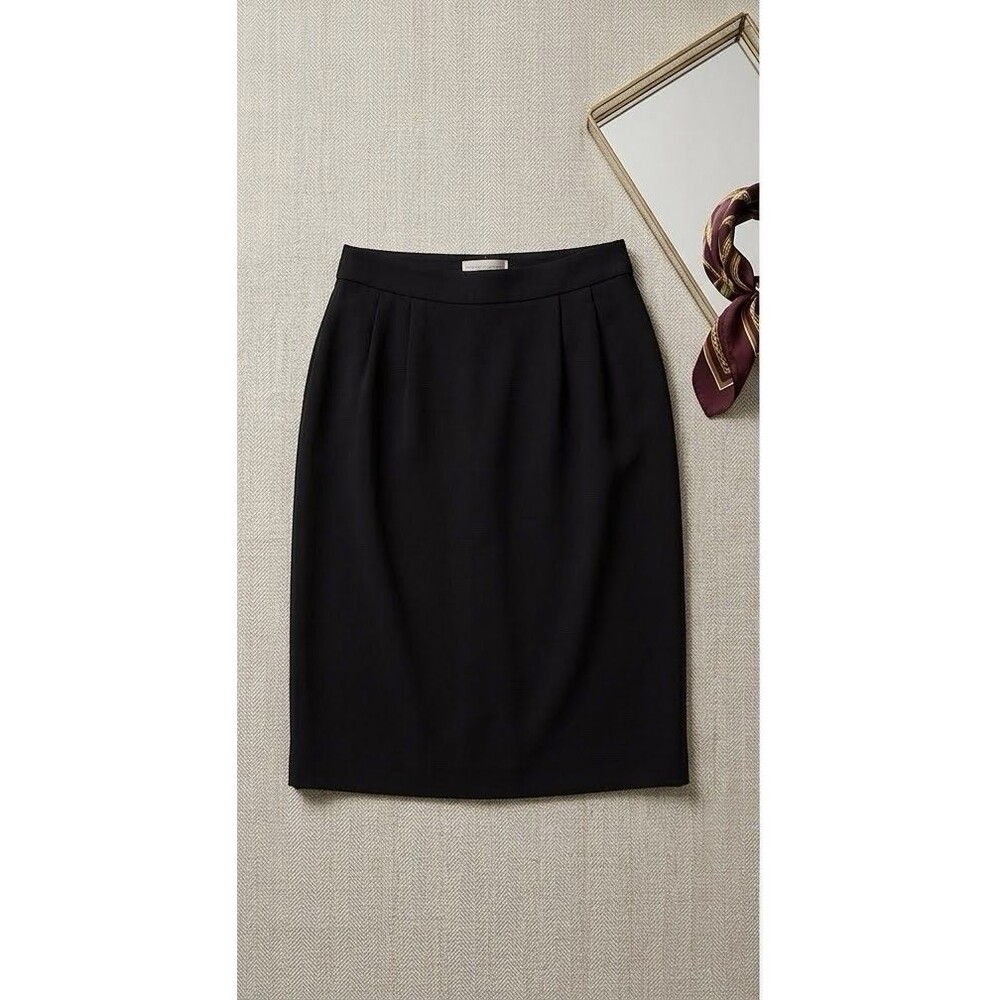 Le Suit Women's Black Pencil Skirt Size 4P Old Money Dark Academia Aesthetic